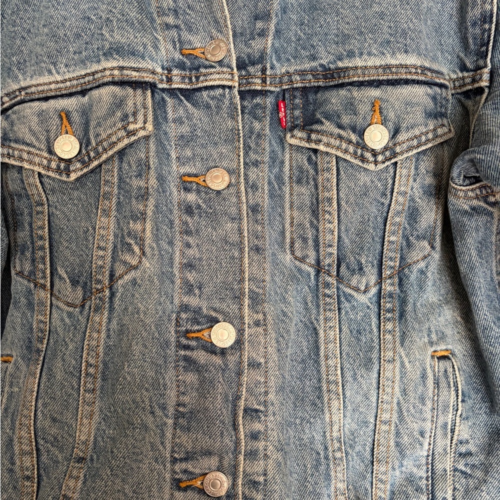 Levi's Vintage Blue Denim Jean red tag women’s classic Jacket/coat size medium - Picture 3 of 9